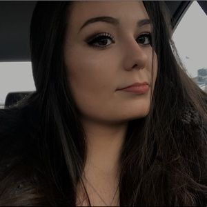 Meet your Posher, Jordyn